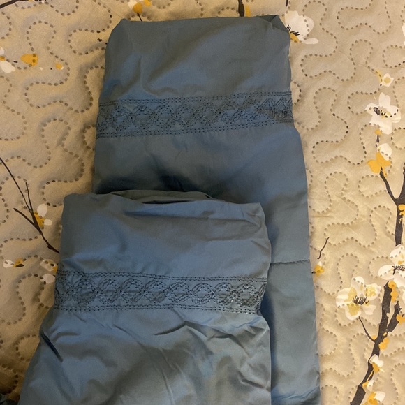 UTX Winter Coat - Picture 4 of 5